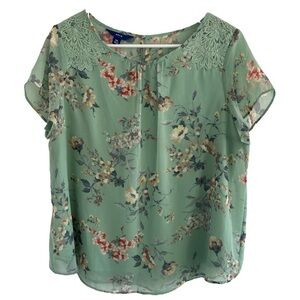 Apt. 9 Green Flutter Sleeve Blouse with Boxy Relaxed Fit| Size PL